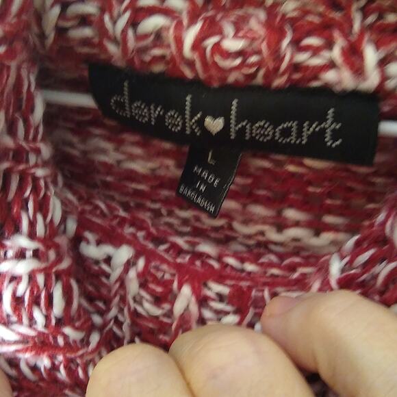 Derek heart women's size large red and white knitted sweater. Casual - Picture 2 of 7